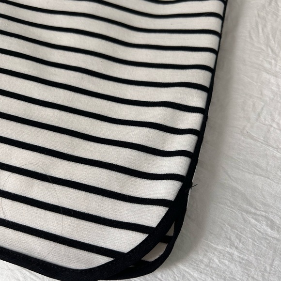 Kenar black/white striped dress, super soft fabric, exposed zipper - CUTE!!! - Picture 6 of 11